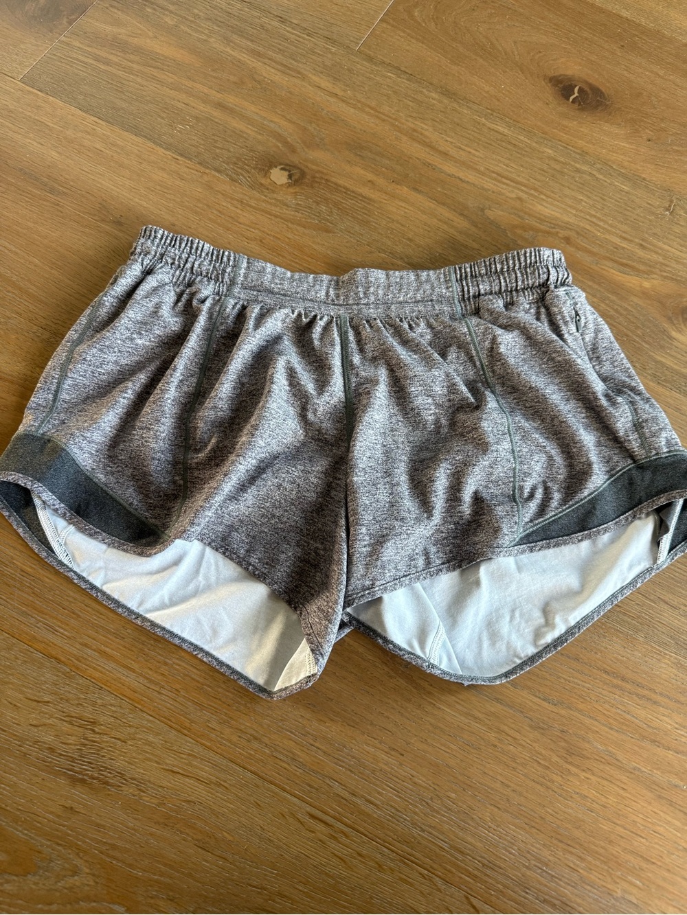 Lululemon Hotty Hot Shorts (Size 8)